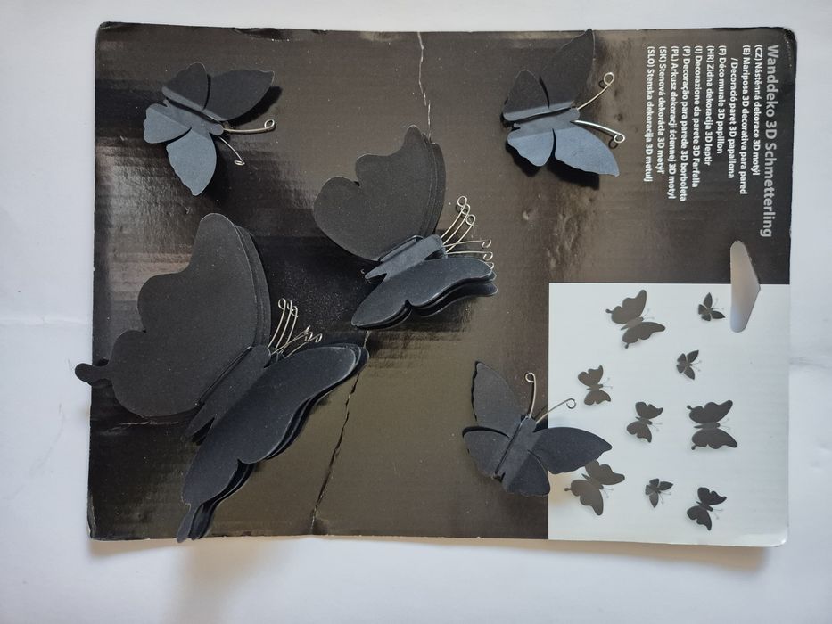 Fluturi decorativi care se lipesc, rezistenti din plastic