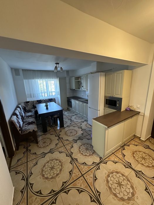 Apartament de inchiriat