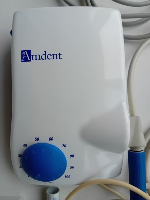 Apara detartraj ultrasunete Amdent