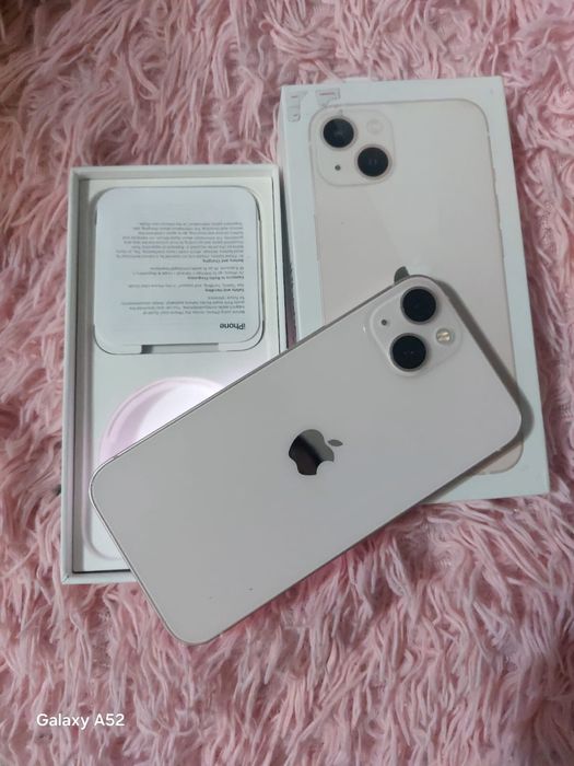 Продам Айфон 13 в отличном состоянии