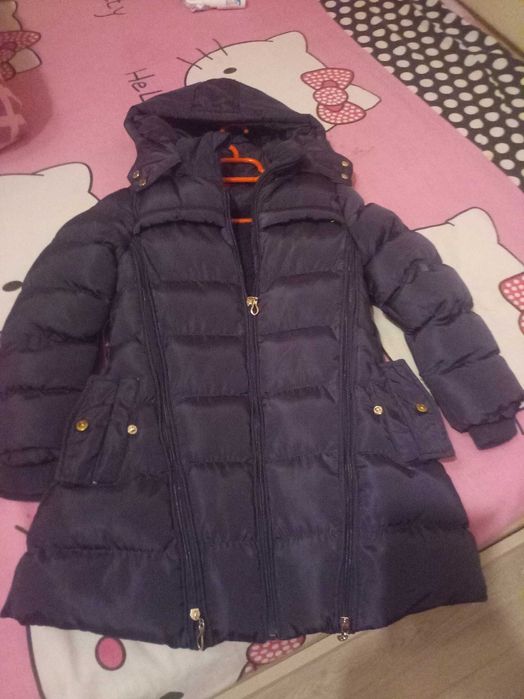 Haine fetița de iarna