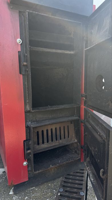 Centrala pe lemne Dunaterm KTherm SB 45 EC – 45 kW – 4.500 lei (negociabil)