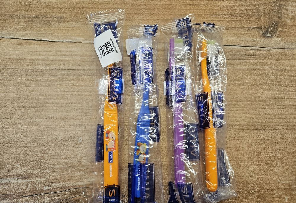 Испански детски четки за зъби Vitis за 3 лв.брой