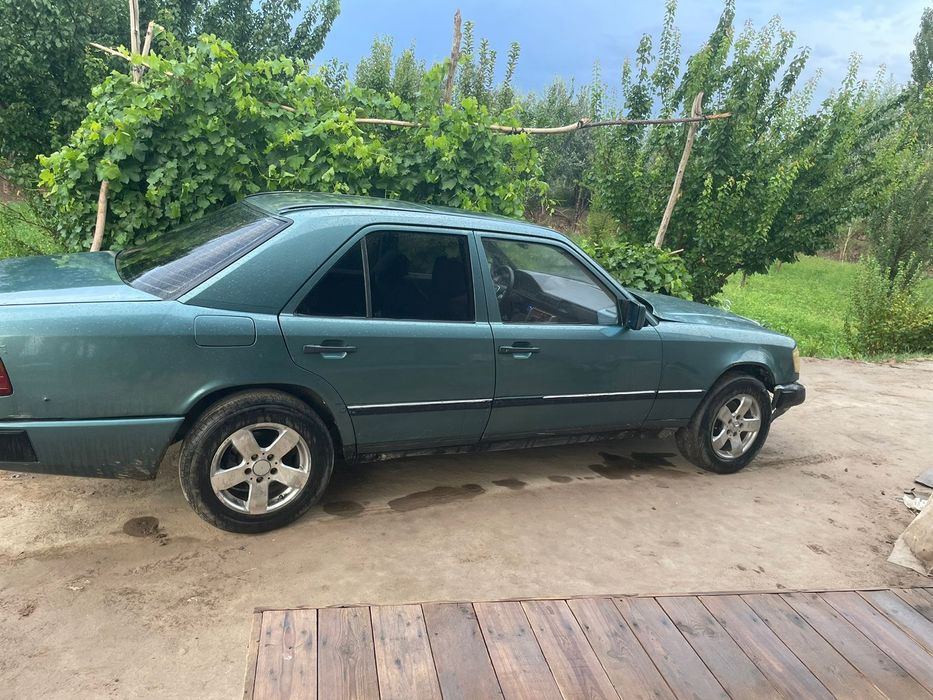 Мерседес бенз w124