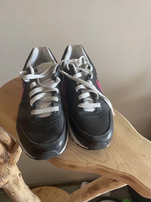 Маратонки Nike