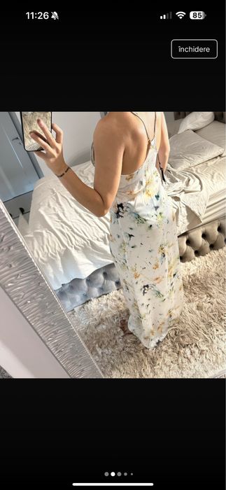 Rochie maxi lunga inflorata de vara material sidefat Zara marimea M