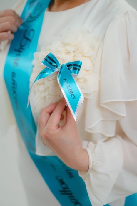 Печать значков к юбилею школы — быстро, качественно