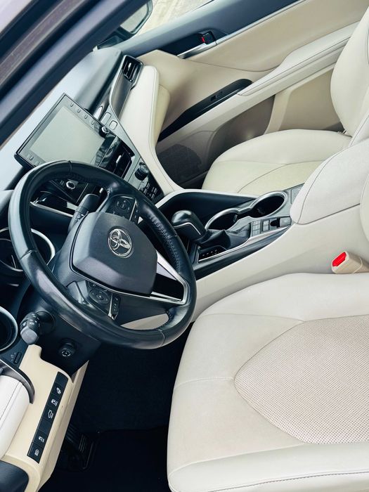 Toyota Camry Hybrid  2022, 93277 km