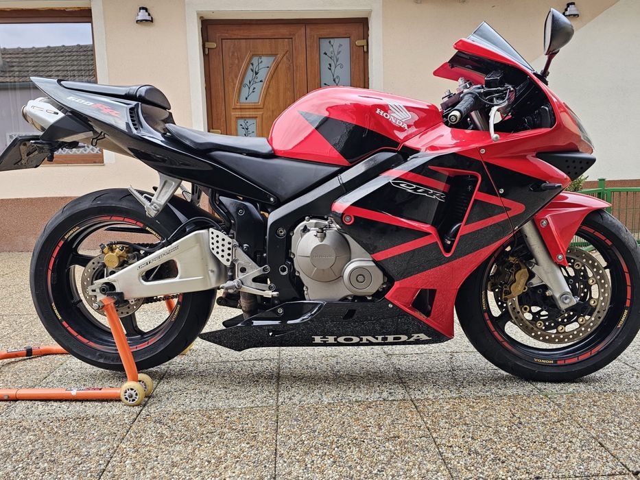 Vand Honda cbr600rr pc37