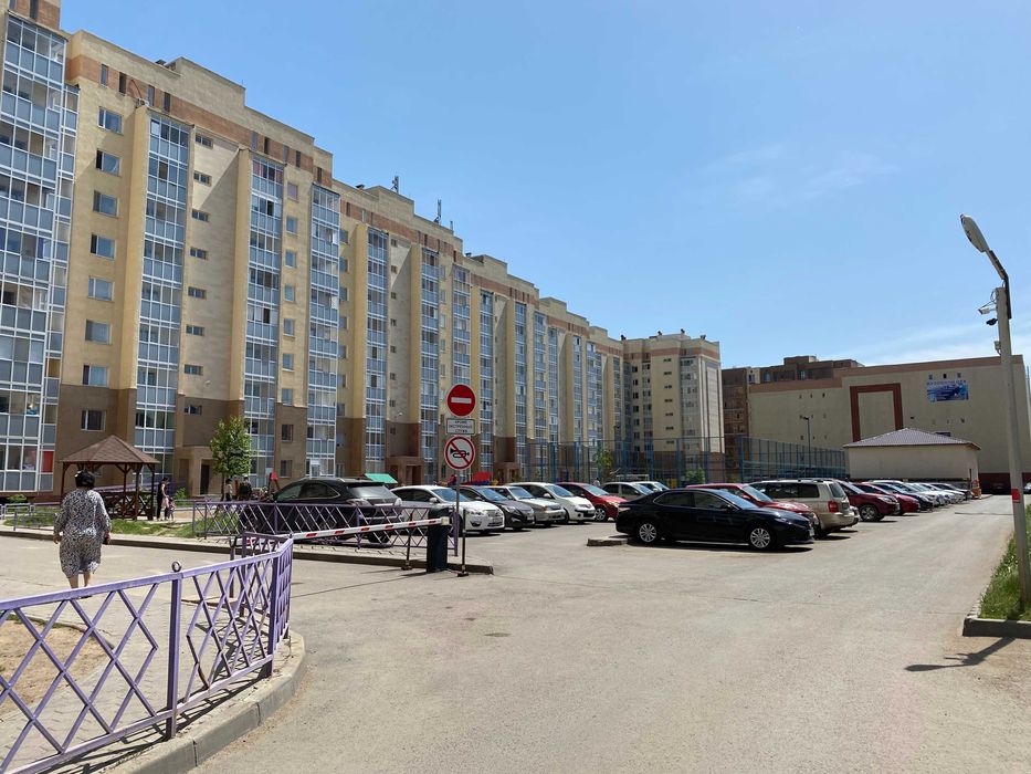 Сдается 8-ми комнатная квартира