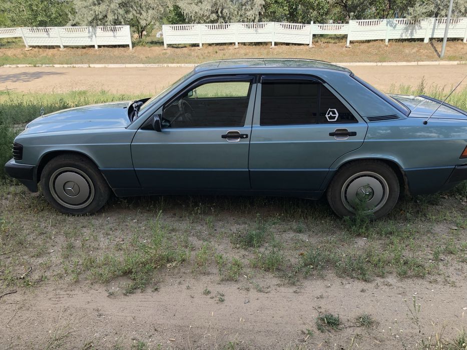 Продам Мерседес 190