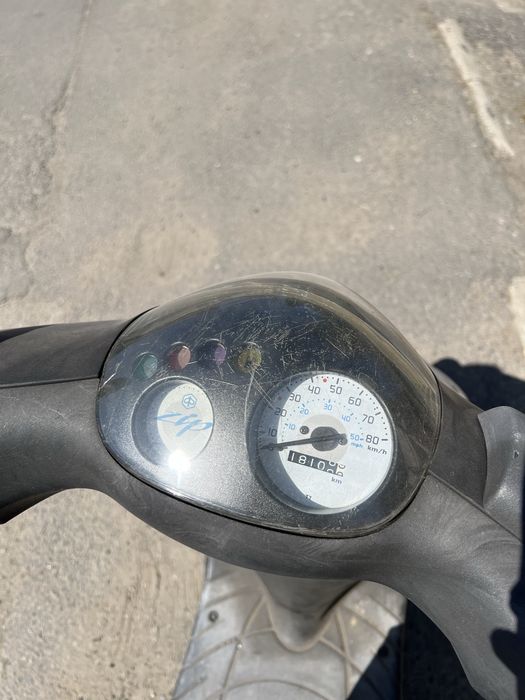 Scuter Piagio zip