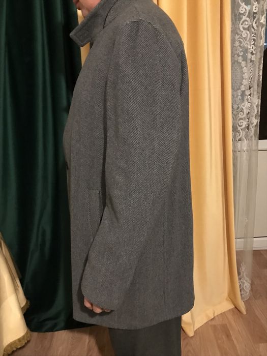 Мужское пальто.