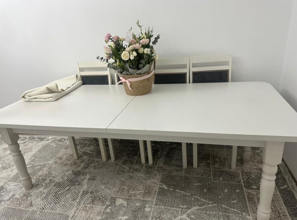 Продам стол и стулья