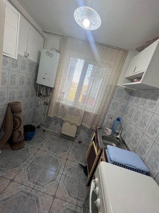 Vand apartament 2 camere