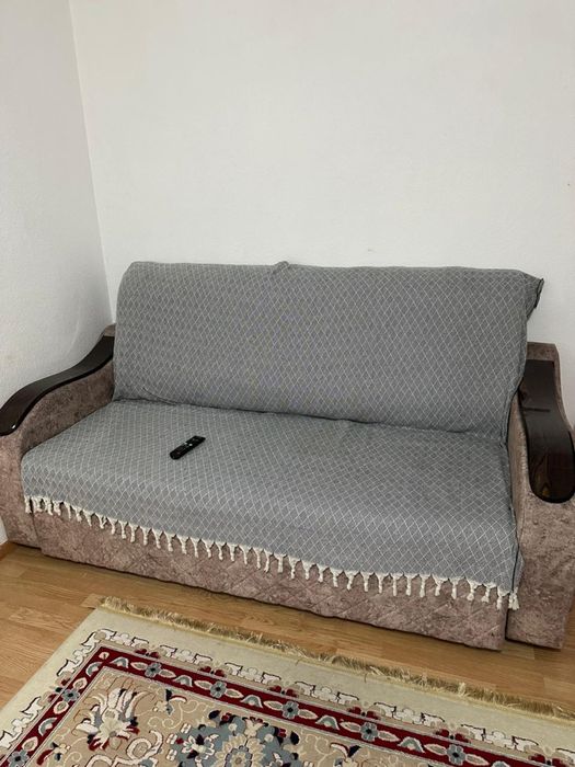 Продается диван в отличном состоянии