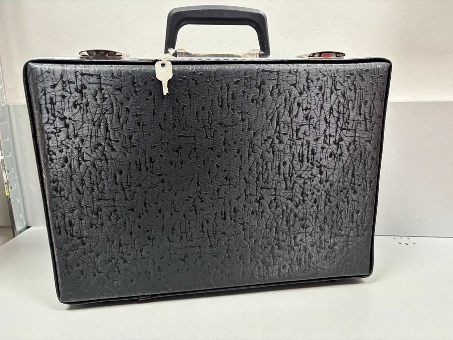 НОВ! Твърд Ретро Дипломатически Куфар