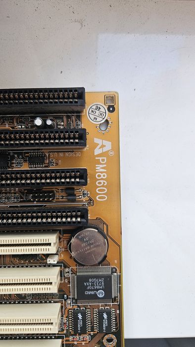 Placa de baza Amptron PM8600 cu Procesor Pentium 1