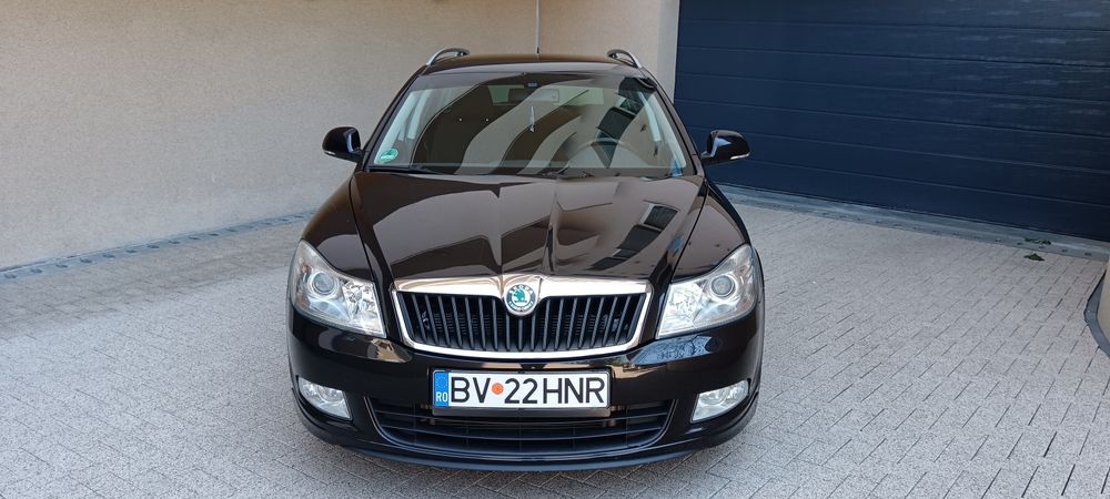 SKODA Octavia 2011 — imagine 2