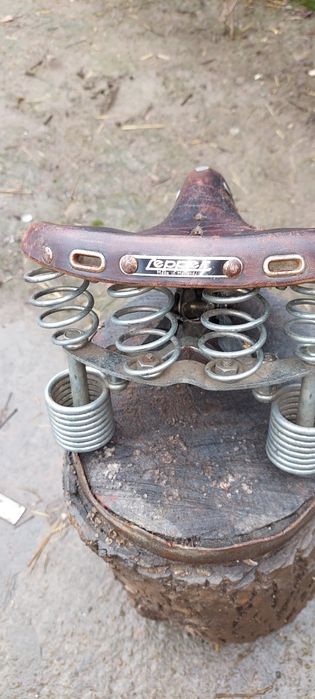 Vand șa de bicicleta