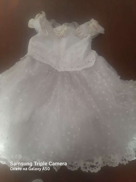 Продам детские платья