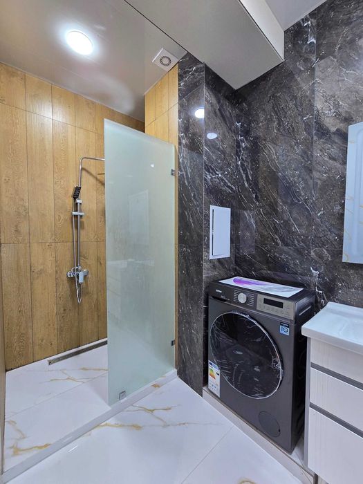 Юнусабад 11 квартал 4/4/9 (84м²) Ориентир: Мегапланет