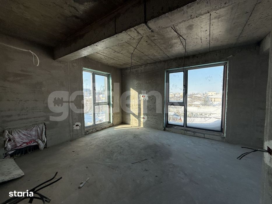 BLOC NOU | 3 camere | 107 mpc  | Boxa 6 mp