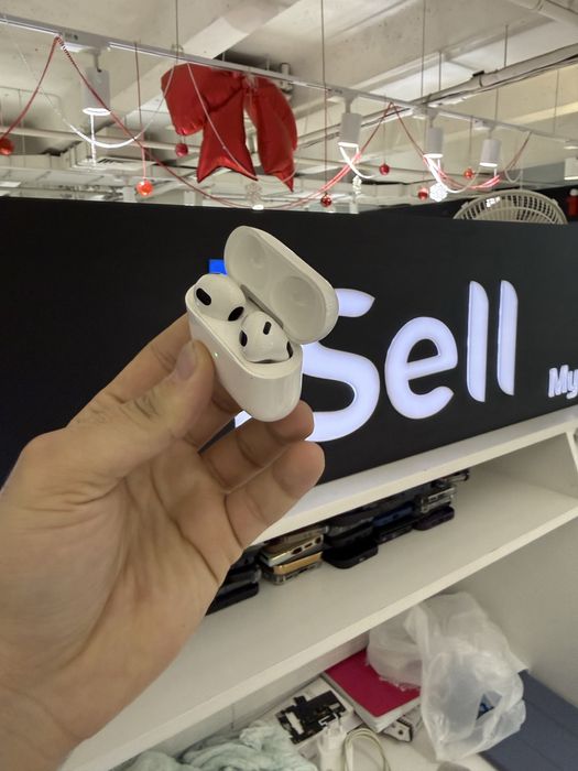 Airpods 3 ….