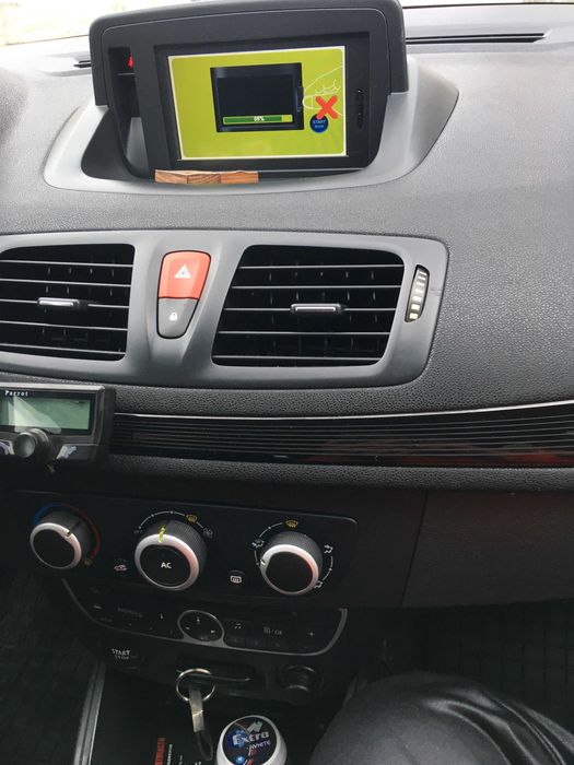 11.45 Carminat TomTom Live Renault Sd Card Рено Навигационен Диск 2026