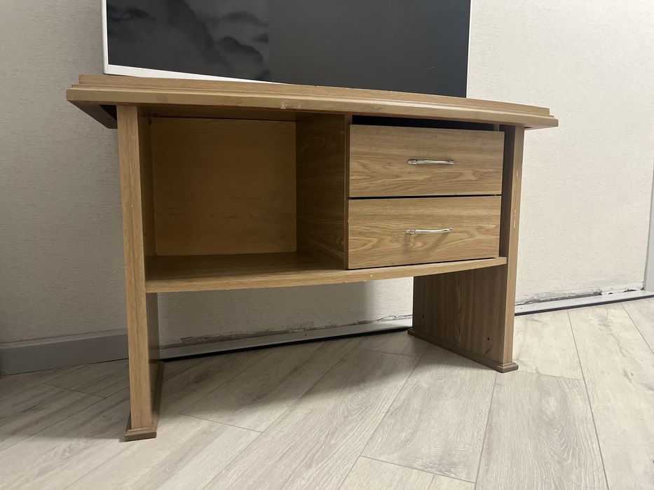 Тумба под телевизор