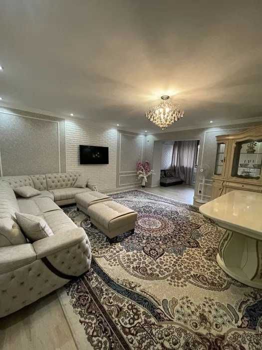 Сдаётся  квартира на Ц-1
Ориентир - Экопарк