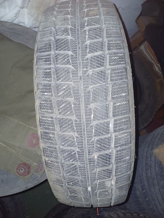 Резина зимняя Goodrait