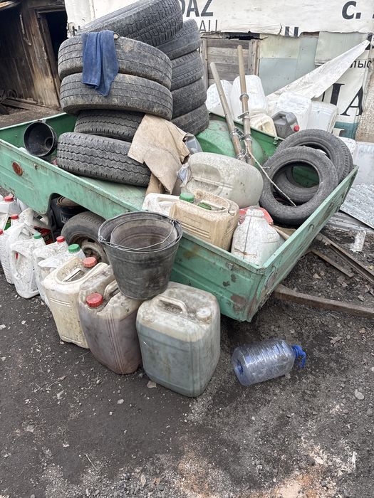 Продам прицеп на ходу б е з б у м а г