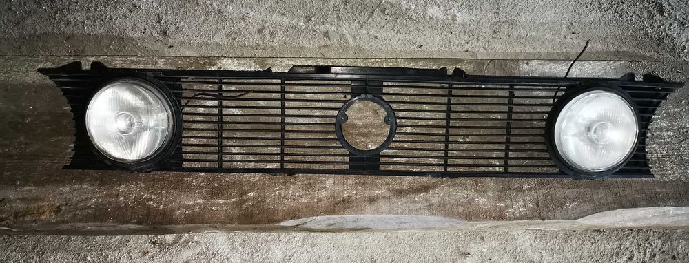 Предна решетка ретро VW Голф и Пасат