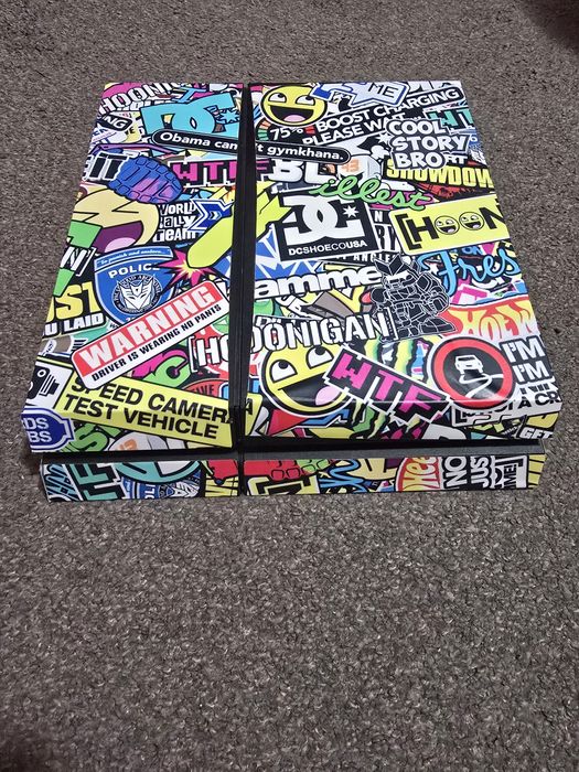 Vând consolă ps4 1TB