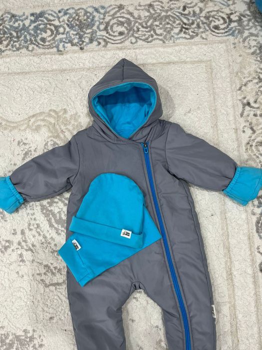 Продам детский весенний и зимний комбинезон