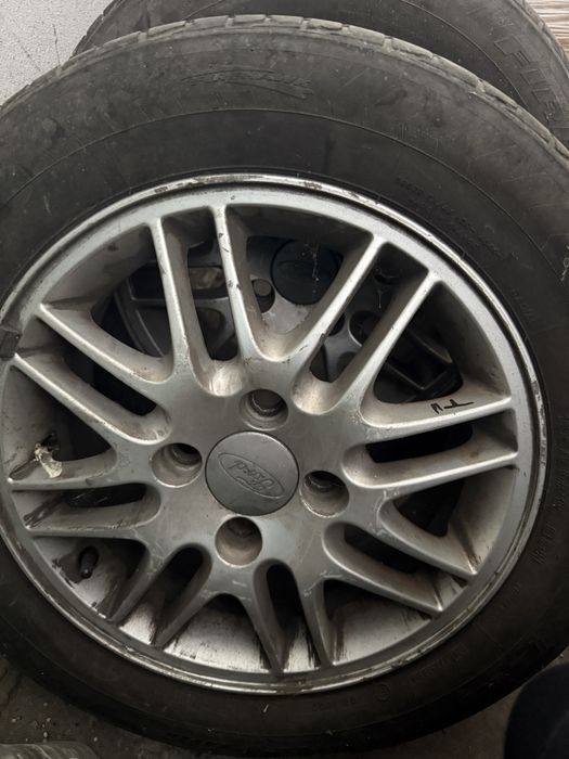 Джанти за Форд с гуми 196/60/15