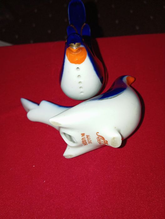 Продаётся  советский  статуэтки  хороший  состояние