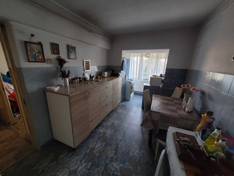 Apartament 4 camere, ultracentral, Rosiori de Vede | 79,65 mp utili