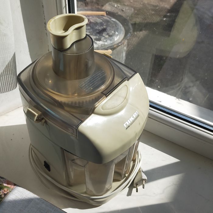 Соковыжималка.В отличном состоянии