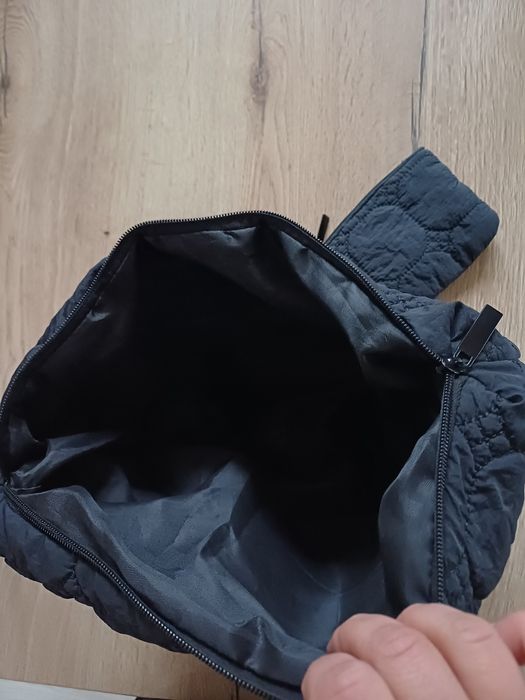 Дамска чанта к-т с подарък  портмоне,нови