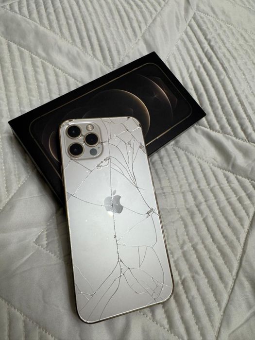 Продам iphone 12 pro