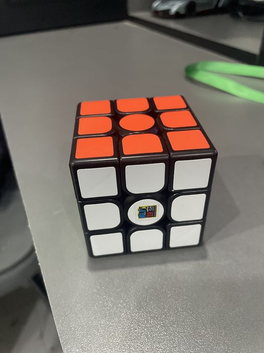 Продам кубик рубик магнитный