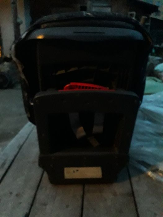 Продам автокресло