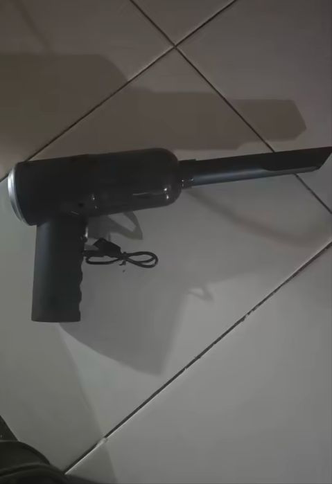 Aspirator de mașina/covoare/spații inguste