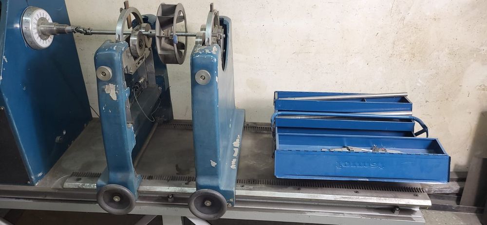 Masina pt echilibrari dinamice ventilatoare cardane etc
