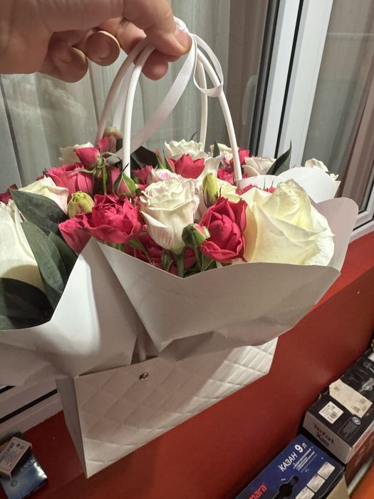 Букет корзина розы