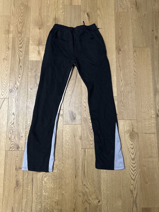 Pantaloni peste papuc