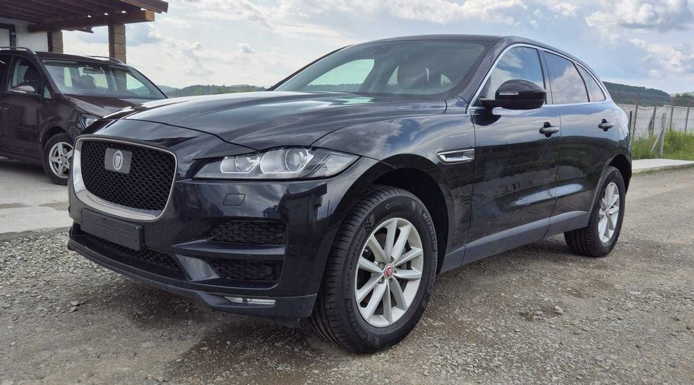 Jaguar F-Pace Business 20d AWD Automat