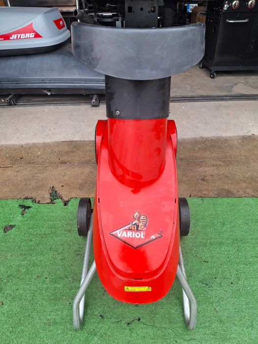 Дробилка за клони